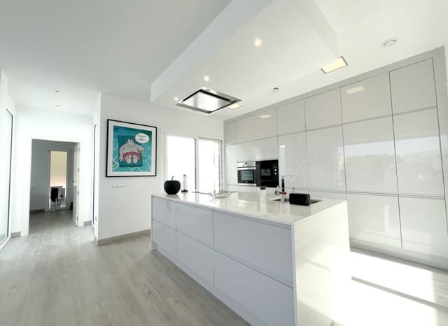 3 soveværelse Villa til salg i Las Colinas Golf, Orihuela med swimmingpool - € 990.000 (Ref: 10004544)