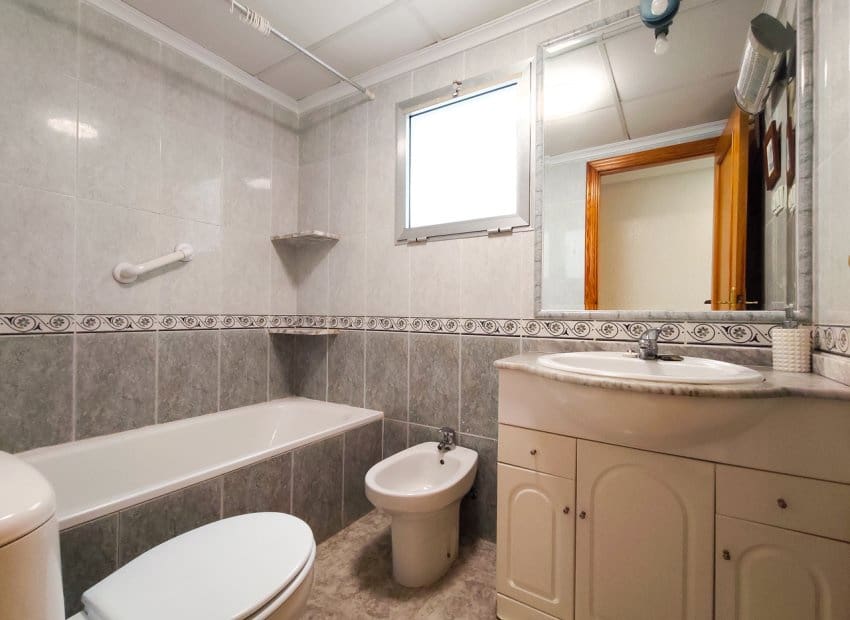 2 soverom Leilighet til salgs i Guardamar del Segura - € 200 000 (Ref: 10004545)