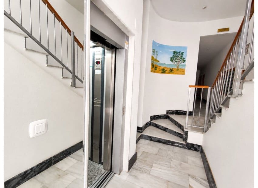 2 soverom Leilighet til salgs i Guardamar del Segura - € 200 000 (Ref: 10004545)