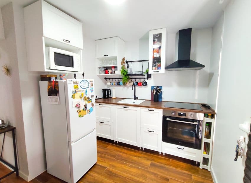 1 quarto Casa em Banda para venda em Torrevieja - 118 000 € (Ref: 10004546)