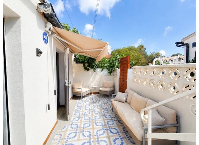 1 quarto Casa em Banda para venda em Parque Acuático - Sector 25, Torrevieja - 118 000 € (Ref: 10004546)