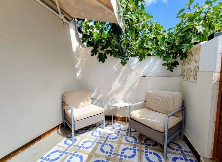 1 quarto Casa em Banda para venda em Torrevieja - 118 000 € (Ref: 10004546)