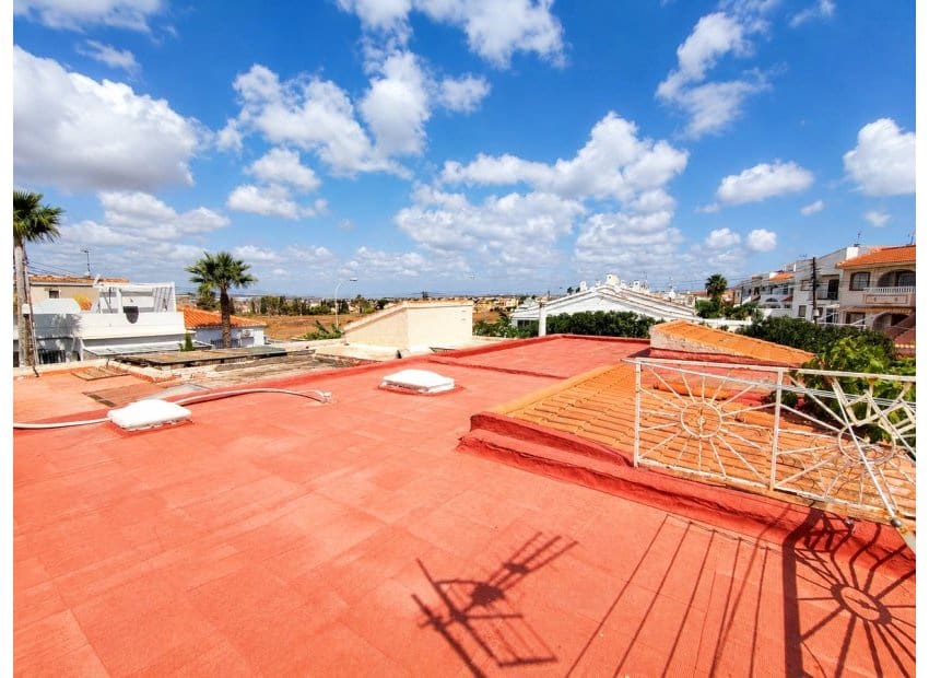 1 quarto Casa em Banda para venda em Torrevieja - 118 000 € (Ref: 10004546)