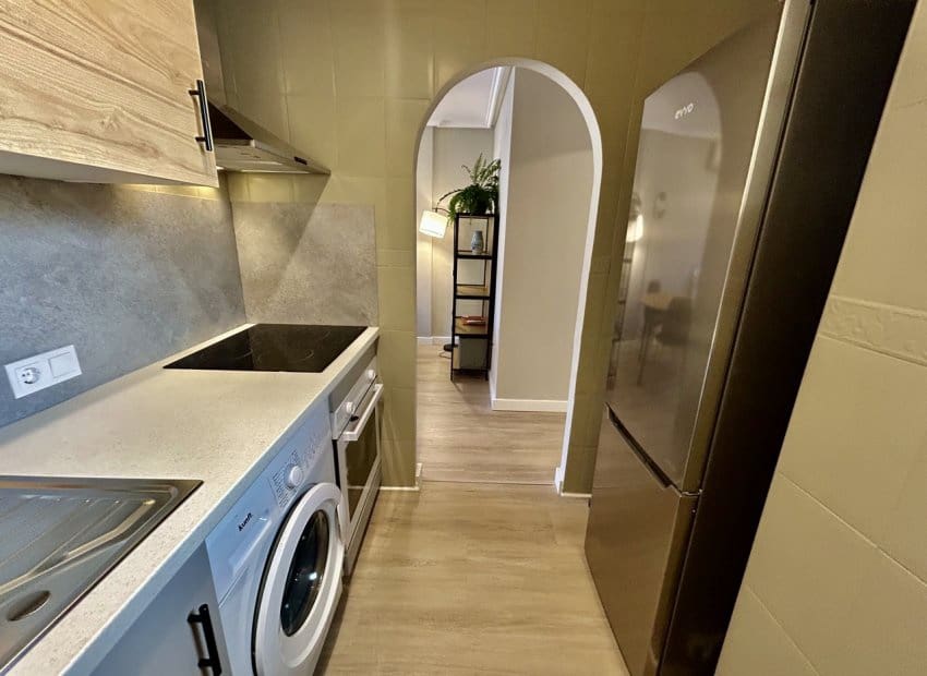 1 slaapkamer Appartement te koop in Torrevieja met zwembad - € 149.000 (Ref: 10004549)