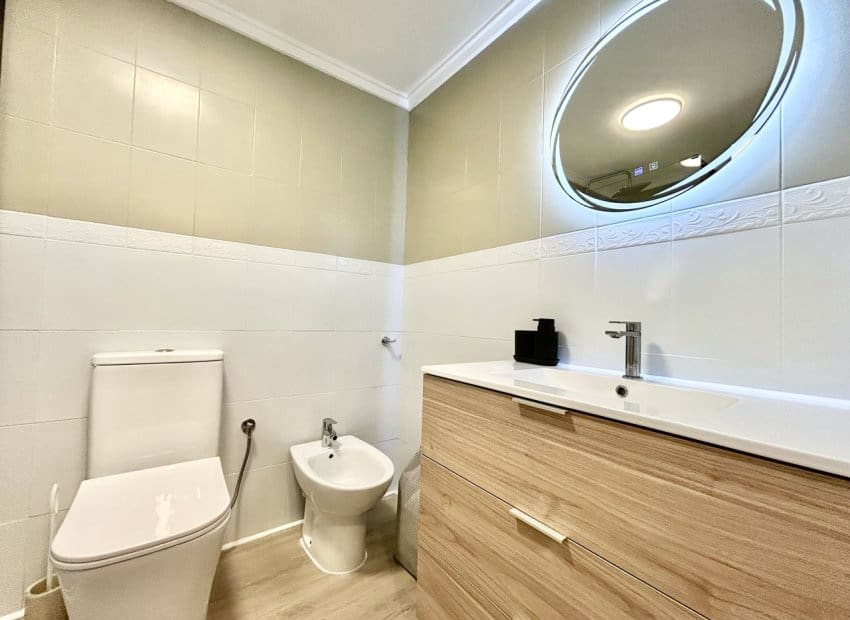 1 slaapkamer Appartement te koop in Torrevieja met zwembad - € 149.000 (Ref: 10004549)