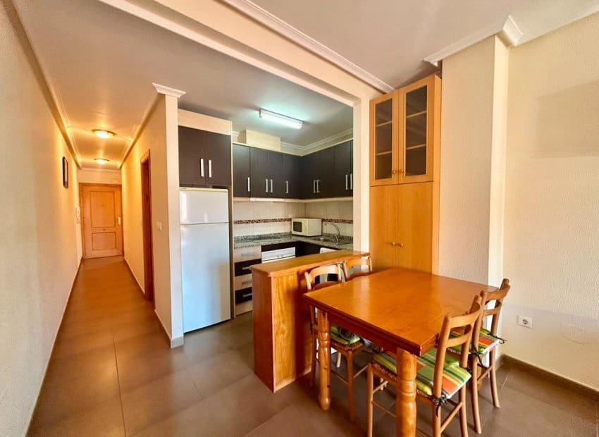 1 slaapkamer Appartement te koop in Torrevieja - € 119.000 (Ref: 10004550)
