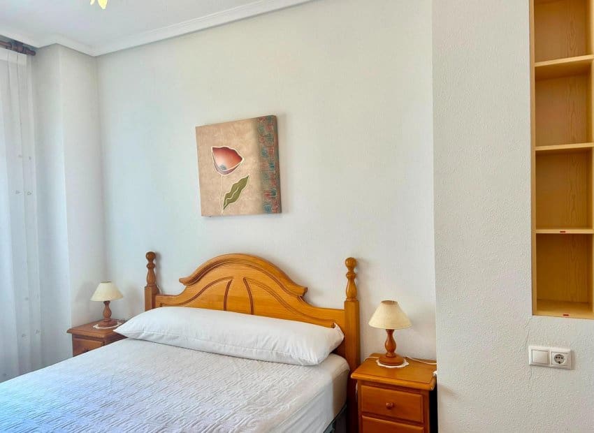 1 slaapkamer Appartement te koop in Torrevieja - € 119.000 (Ref: 10004550)