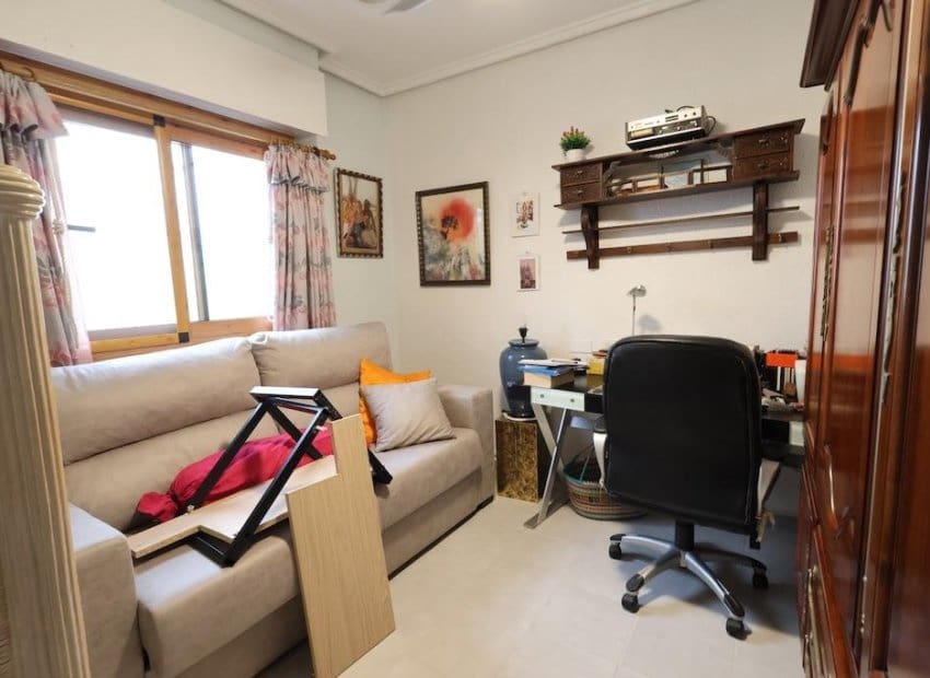 2 soveværelse Lejlighed til salg i Torrevieja - € 170.000 (Ref: 10004551)