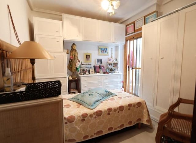 2 soveværelse Lejlighed til salg i Playa del Acequión, Torrevieja - € 170.000 (Ref: 10004551)