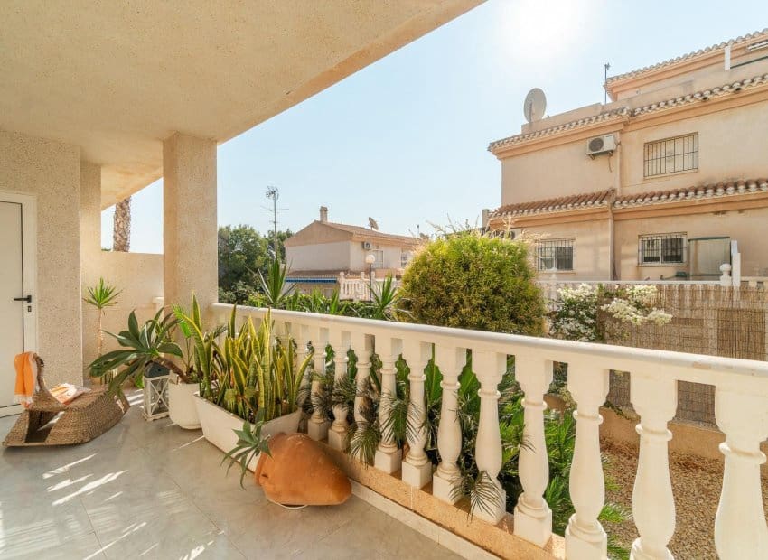 2 slaapkamer Appartement te koop in Playa Flamenca met zwembad - € 189.900 (Ref: 10006059)