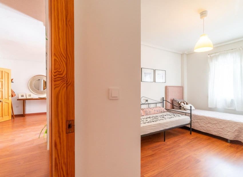 2 slaapkamer Appartement te koop in Playa Flamenca met zwembad - € 189.900 (Ref: 10006059)