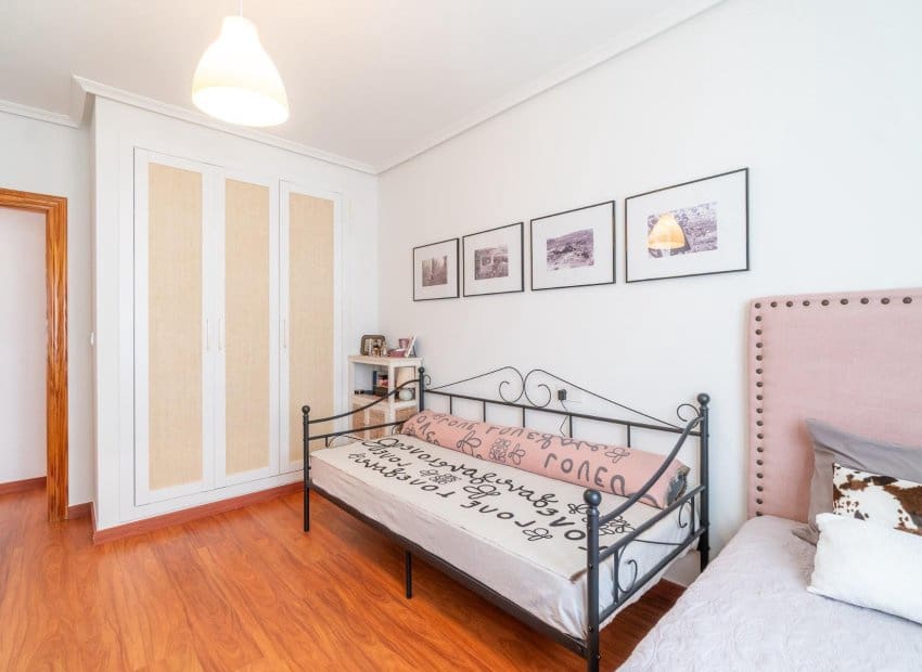 2 slaapkamer Appartement te koop in Playa Flamenca met zwembad - € 189.900 (Ref: 10006059)
