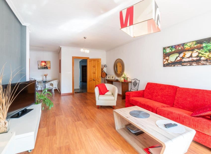 2 slaapkamer Appartement te koop in Playa Flamenca met zwembad - € 189.900 (Ref: 10006059)