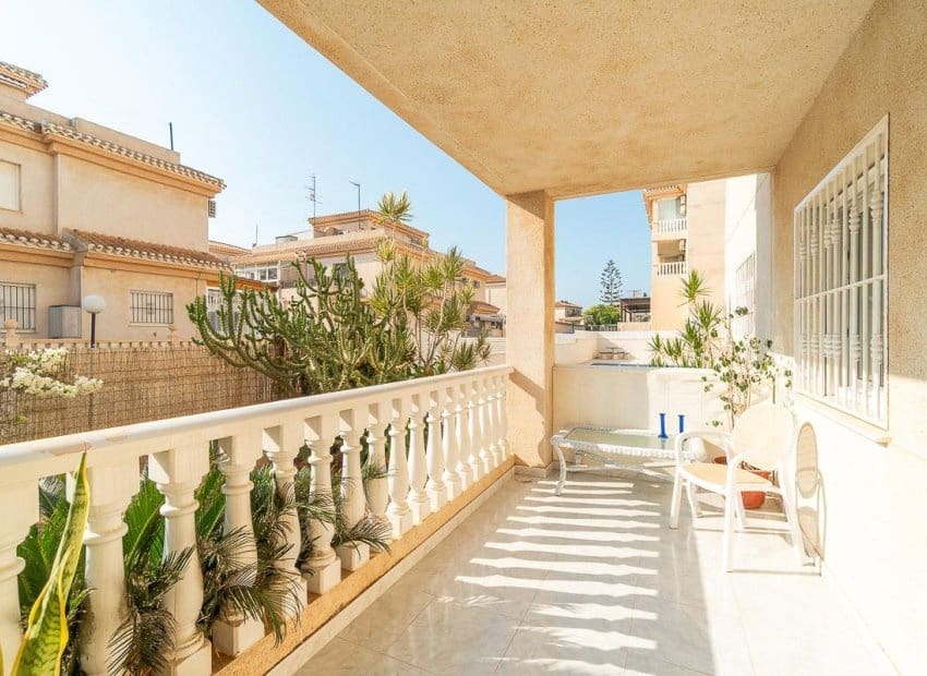 2 slaapkamer Appartement te koop in Playa Flamenca met zwembad - € 189.900 (Ref: 10006059)
