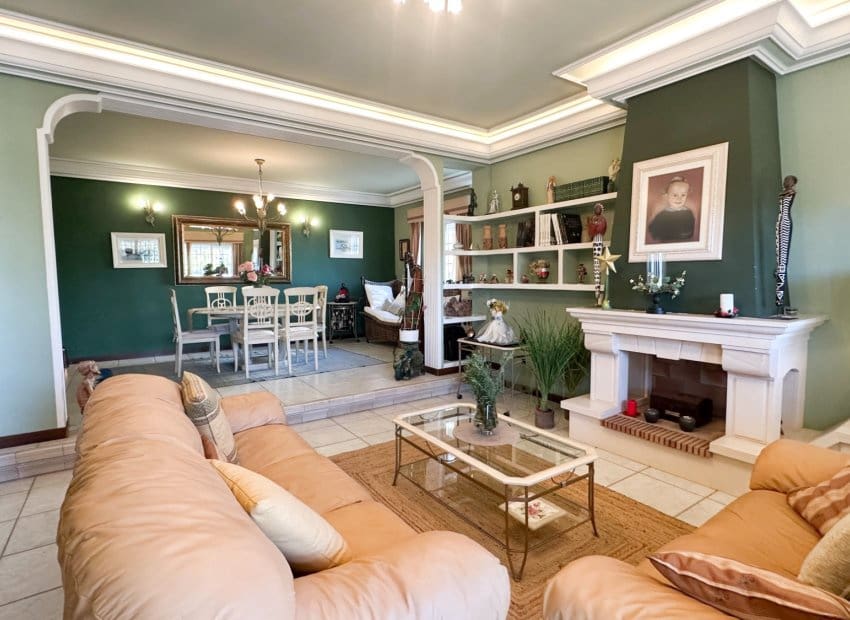 6 slaapkamer Villa te koop in La Mata - € 950.000 (Ref: 10006060)