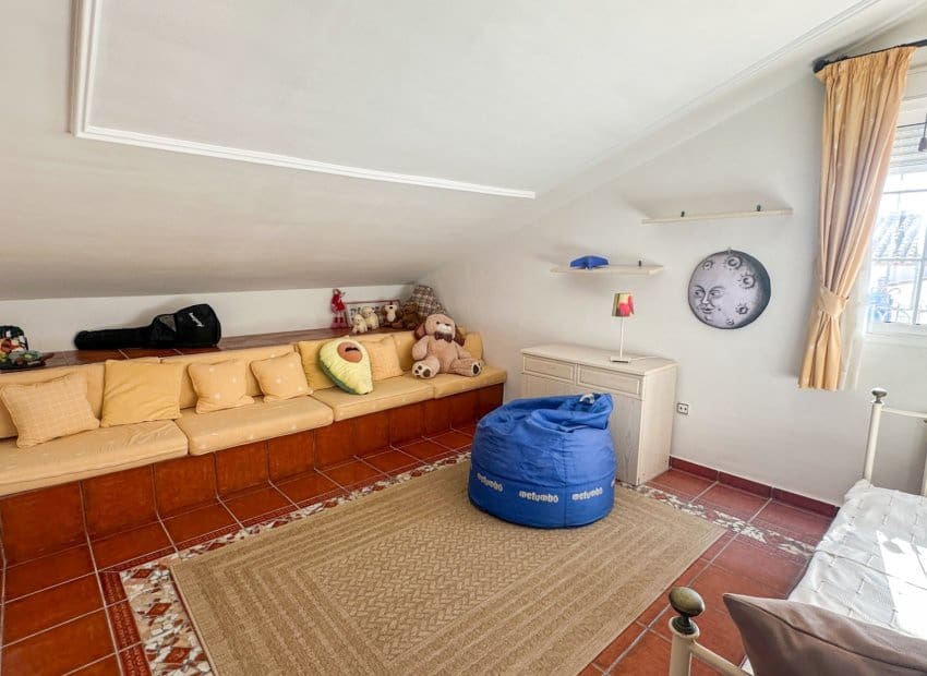 6 slaapkamer Villa te koop in La Mata - € 950.000 (Ref: 10006060)