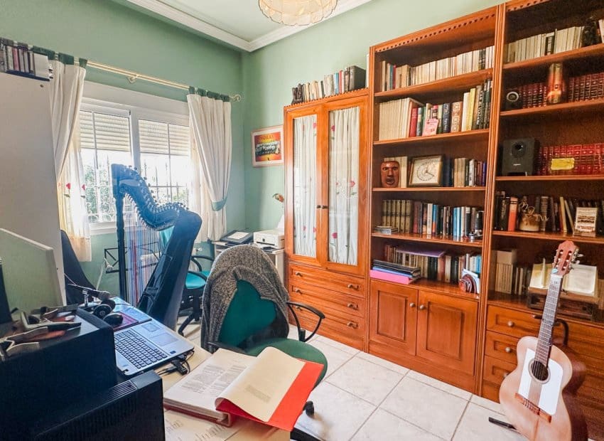 6 slaapkamer Villa te koop in La Mata - € 950.000 (Ref: 10006060)