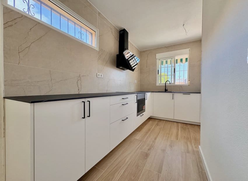 4 chambre Villa/Maison à vendre à Los Balcones avec piscine - 270 000 € (Ref: 10006061)