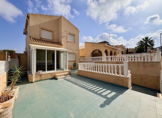 4 chambre Villa/Maison à vendre à Los Balcones avec piscine - 270 000 € (Ref: 10006061)