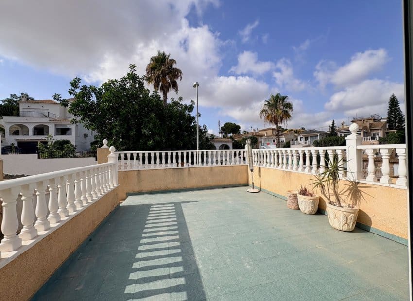 4 chambre Villa/Maison à vendre à Los Balcones avec piscine - 270 000 € (Ref: 10006061)