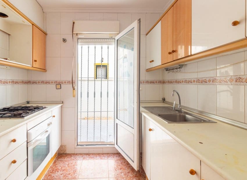 3 sypialnia Dom na sprzedaż w La Florida z basenem - 179 000 € (Ref: 10006062)