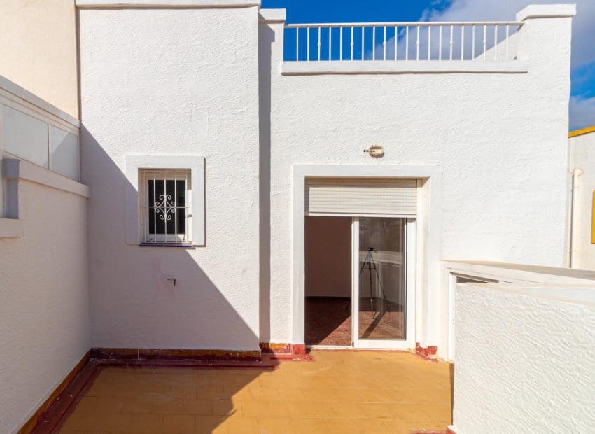3 sypialnia Dom na sprzedaż w La Florida z basenem - 179 000 € (Ref: 10006062)