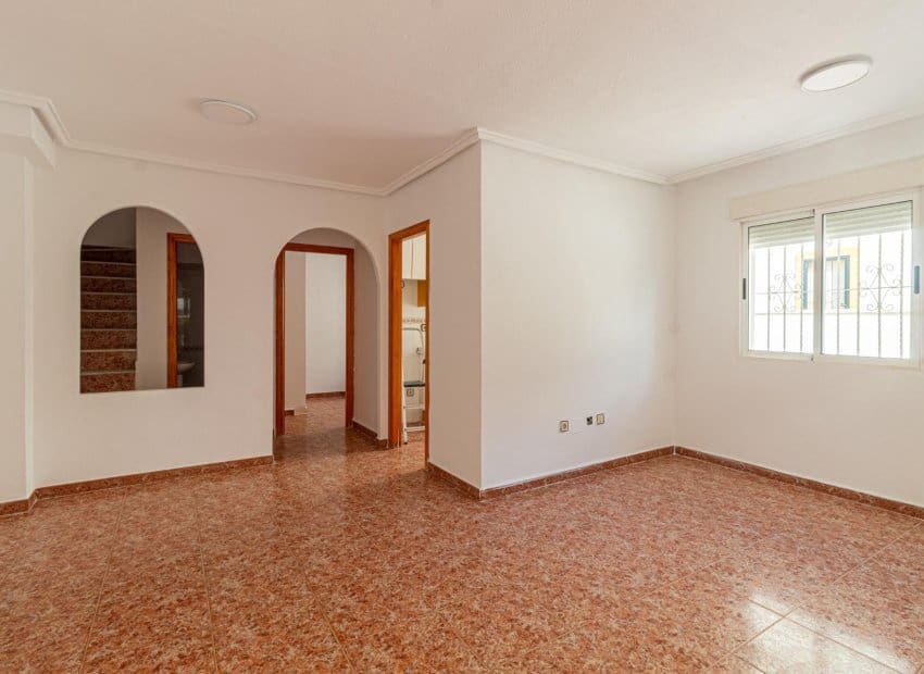 3 sypialnia Dom na sprzedaż w La Florida z basenem - 179 000 € (Ref: 10006062)