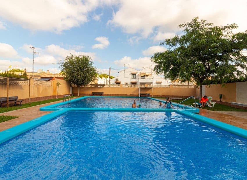 3 sypialnia Dom na sprzedaż w La Florida z basenem - 179 000 € (Ref: 10006062)