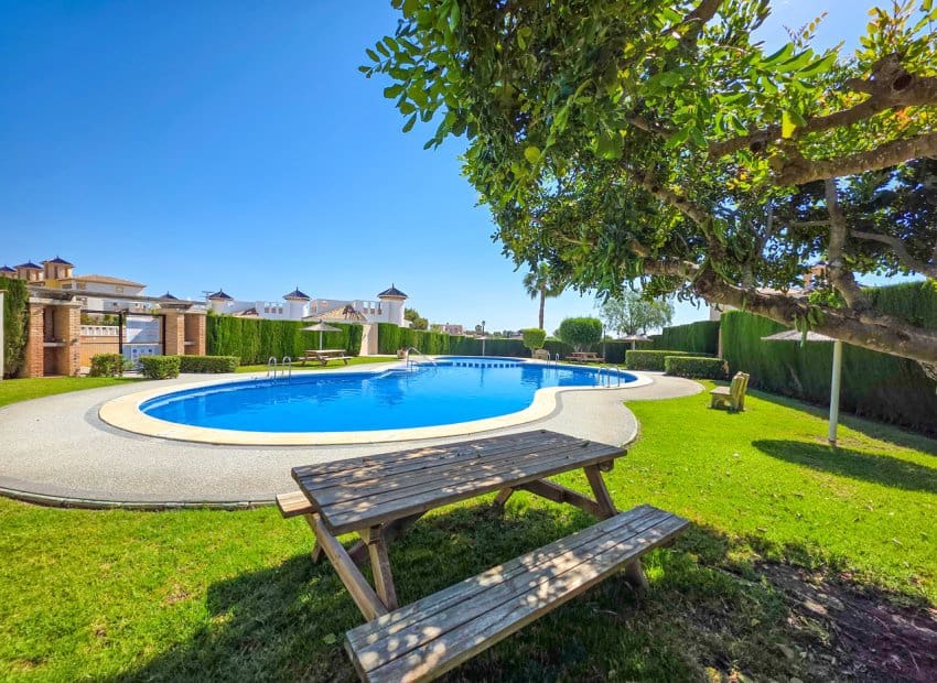 2 soverom Leilighet til salgs i Orihuela Costa med svømmebasseng - € 157 500 (Ref: 10006815)