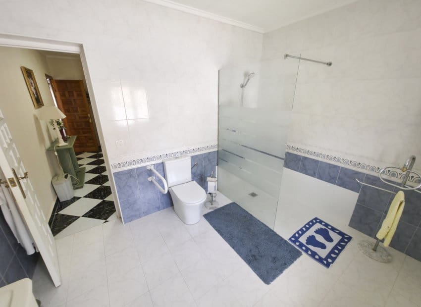 3 Zimmer Villa zu verkaufen in San Luis mit Pool - 475.000 € (Ref: 10006816)
