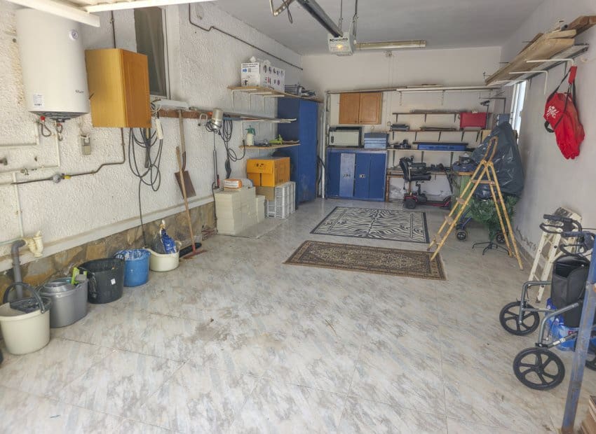 3 Zimmer Villa zu verkaufen in San Luis mit Pool - 475.000 € (Ref: 10006816)