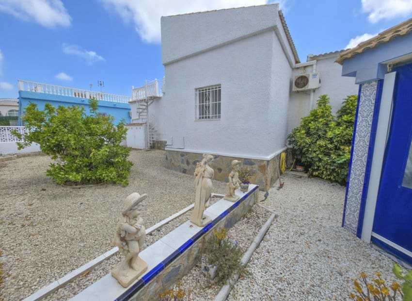 3 Zimmer Villa zu verkaufen in San Luis mit Pool - 475.000 € (Ref: 10006816)