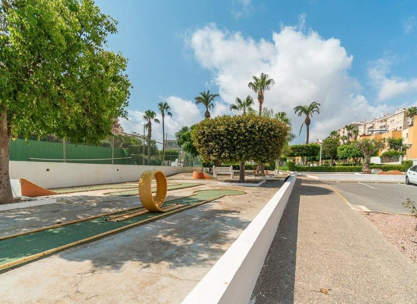 1 soveværelse Lejlighed til salg i Torrevieja med swimmingpool - € 149.000 (Ref: 10006817)