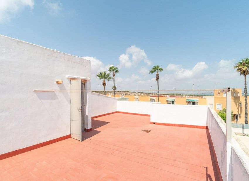 1 soveværelse Lejlighed til salg i Torrevieja med swimmingpool - € 149.000 (Ref: 10006817)