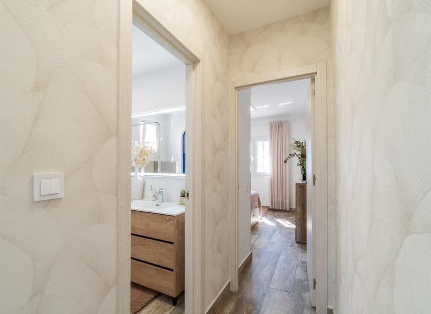 4 slaapkamer Villa te koop in Filipinas met zwembad - € 365.000 (Ref: 10006818)
