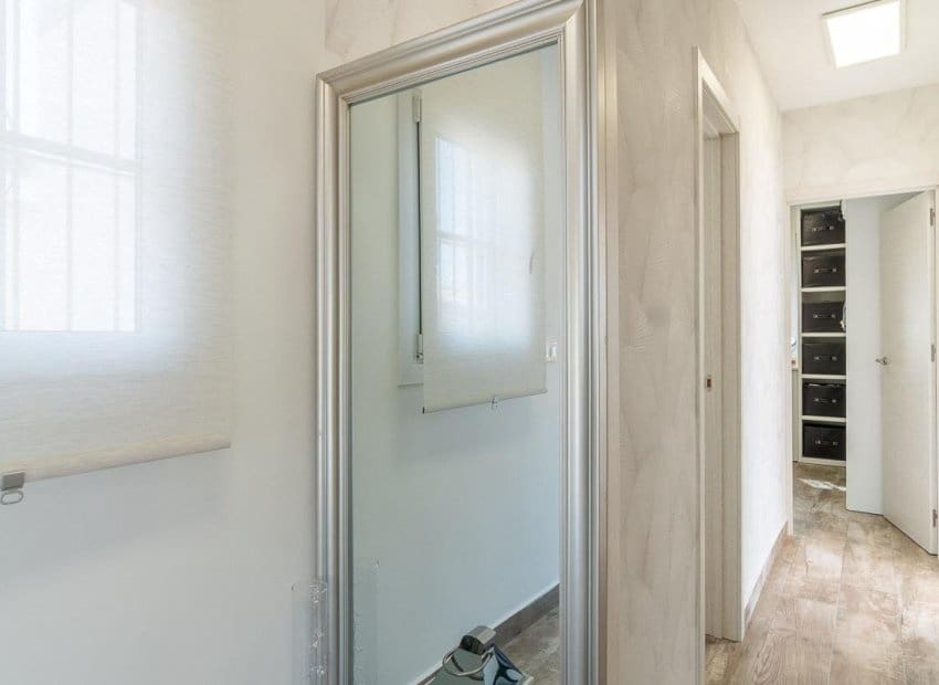 4 slaapkamer Villa te koop in Filipinas met zwembad - € 365.000 (Ref: 10006818)
