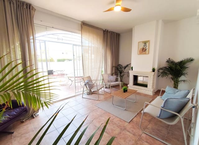 Casa de 3 habitaciones en Playa Flamenca, Orihuela en venta - 204.000 € (Ref: 10019722)