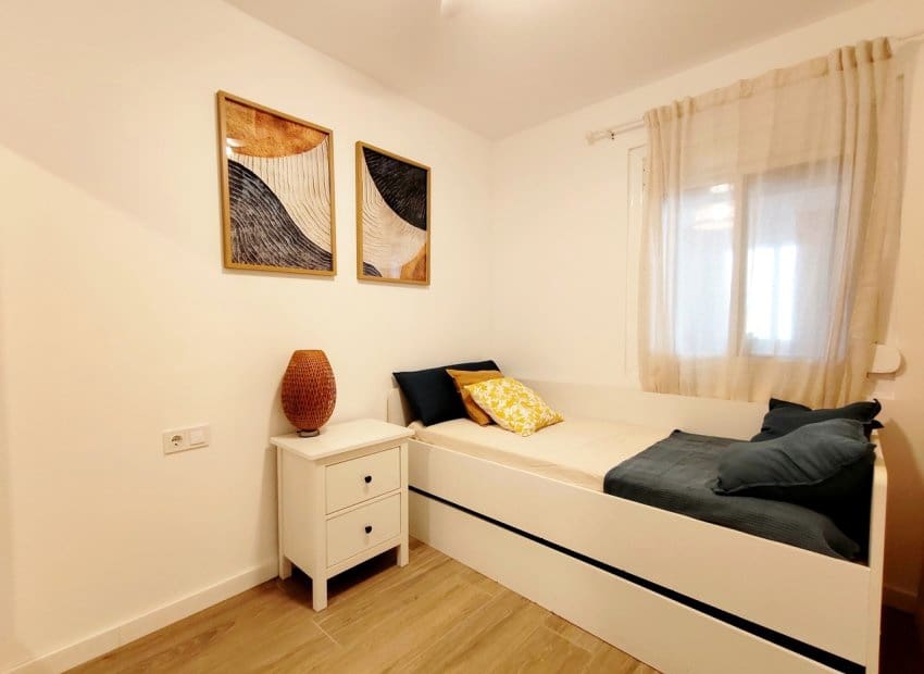 Casa de 3 habitaciones en Playa Flamenca en venta - 204.000 € (Ref: 10019722)