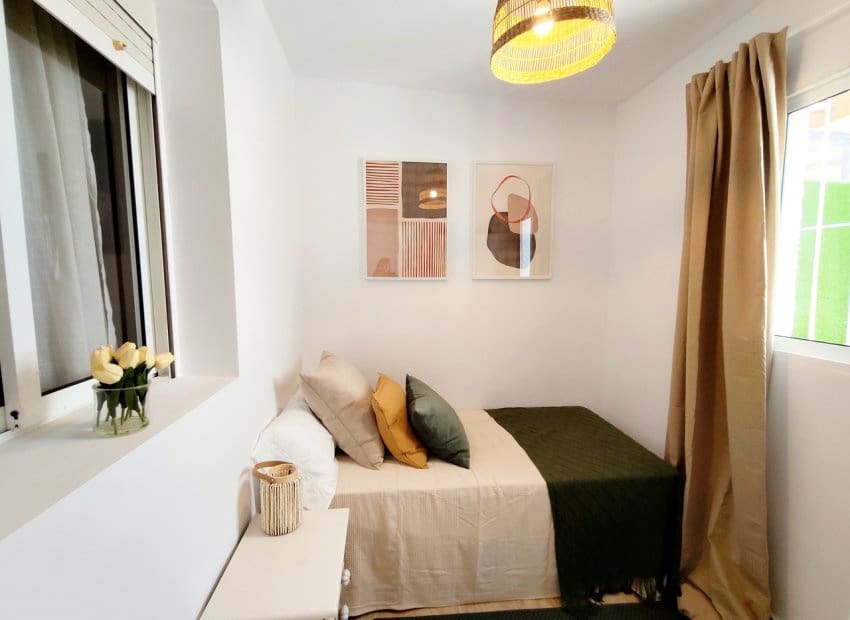 Casa de 3 habitaciones en Playa Flamenca en venta - 204.000 € (Ref: 10019722)