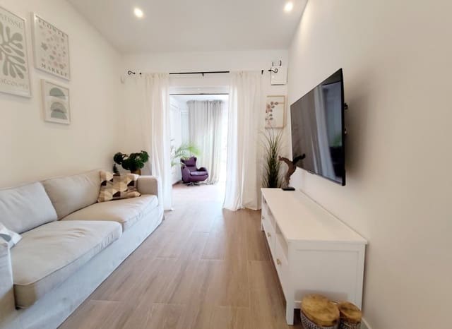 Casa de 3 habitaciones en Playa Flamenca, Orihuela en venta - 204.000 € (Ref: 10019722)