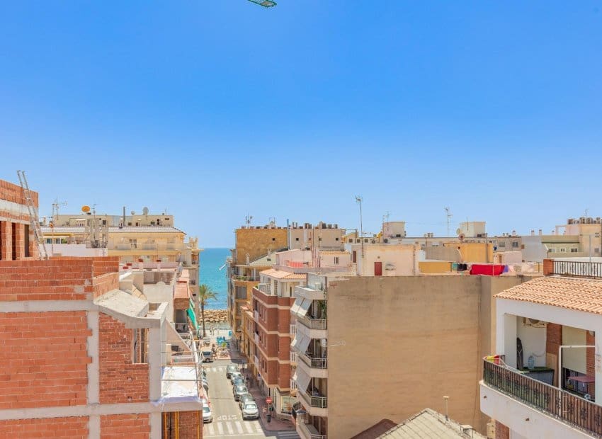 Apartamento de 3 habitaciones en Torrevieja en venta - 219.900 € (Ref: 10019723)