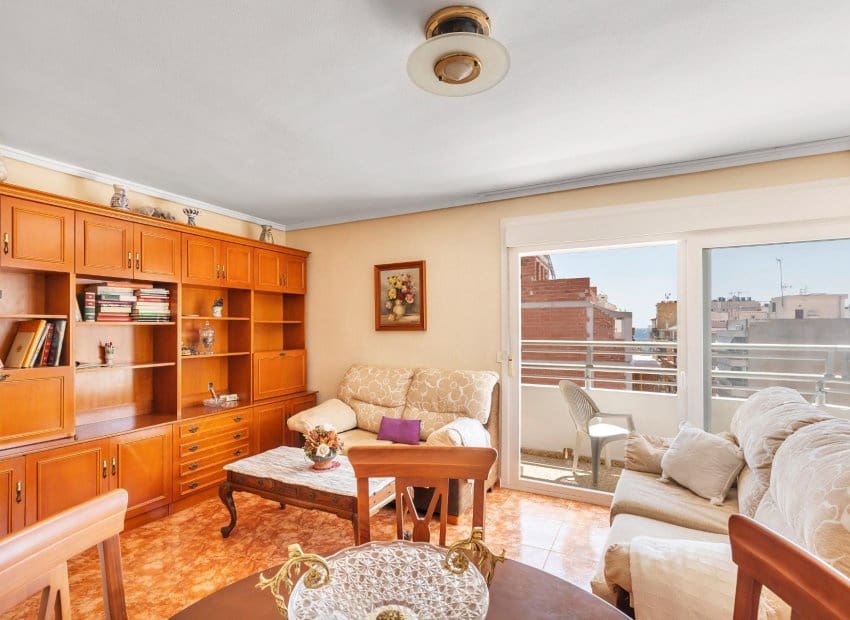 Apartamento de 3 habitaciones en Torrevieja en venta - 219.900 € (Ref: 10019723)
