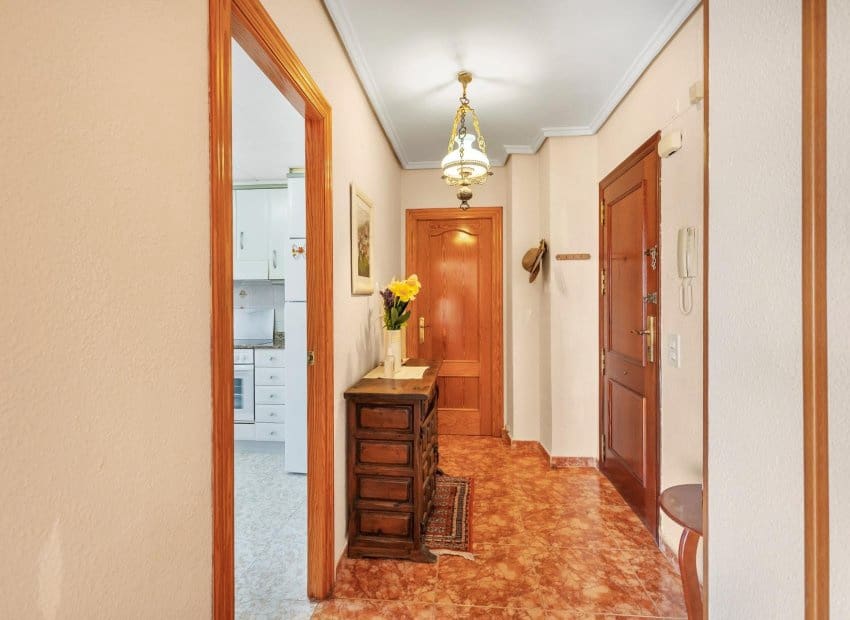 Apartamento de 3 habitaciones en Torrevieja en venta - 219.900 € (Ref: 10019723)