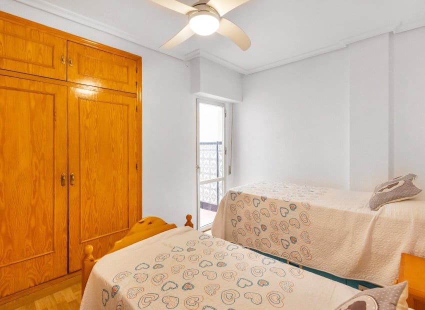 2 soveværelse Lejlighed til salg i Torrevieja - € 169.900 (Ref: 10019724)