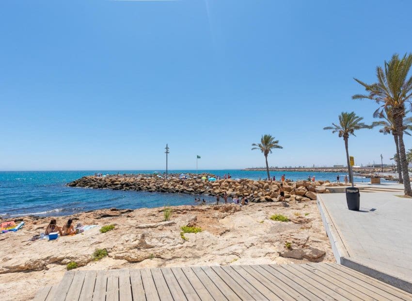 2 soveværelse Lejlighed til salg i Torrevieja - € 169.900 (Ref: 10019724)