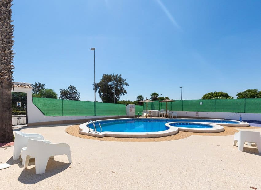 3 soveværelse Villa til salg i Vistabella med swimmingpool - € 218.000 (Ref: 10019727)