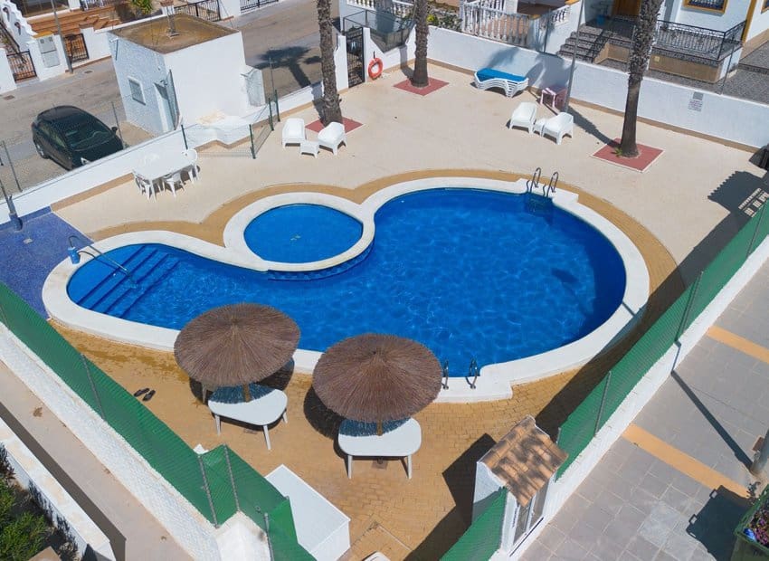 3 soveværelse Villa til salg i Vistabella med swimmingpool - € 218.000 (Ref: 10019727)