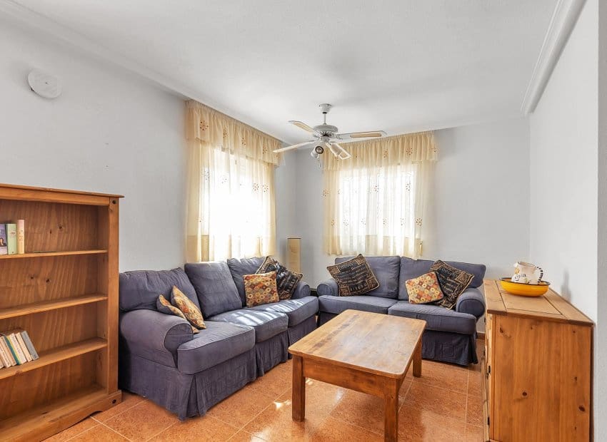 3 soveværelse Villa til salg i Vistabella med swimmingpool - € 218.000 (Ref: 10019727)