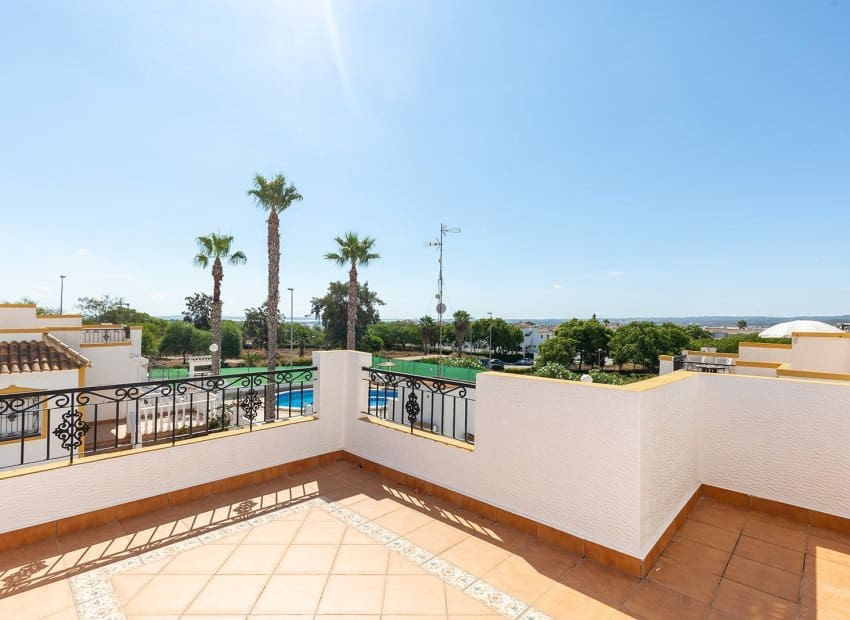 3 soveværelse Villa til salg i Vistabella med swimmingpool - € 218.000 (Ref: 10019727)