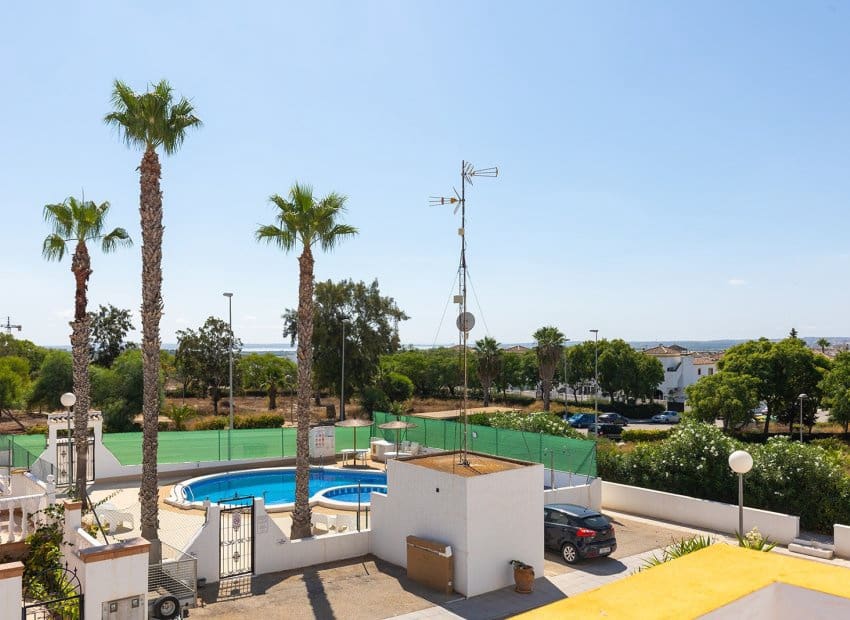 3 soveværelse Villa til salg i Vistabella med swimmingpool - € 218.000 (Ref: 10019727)